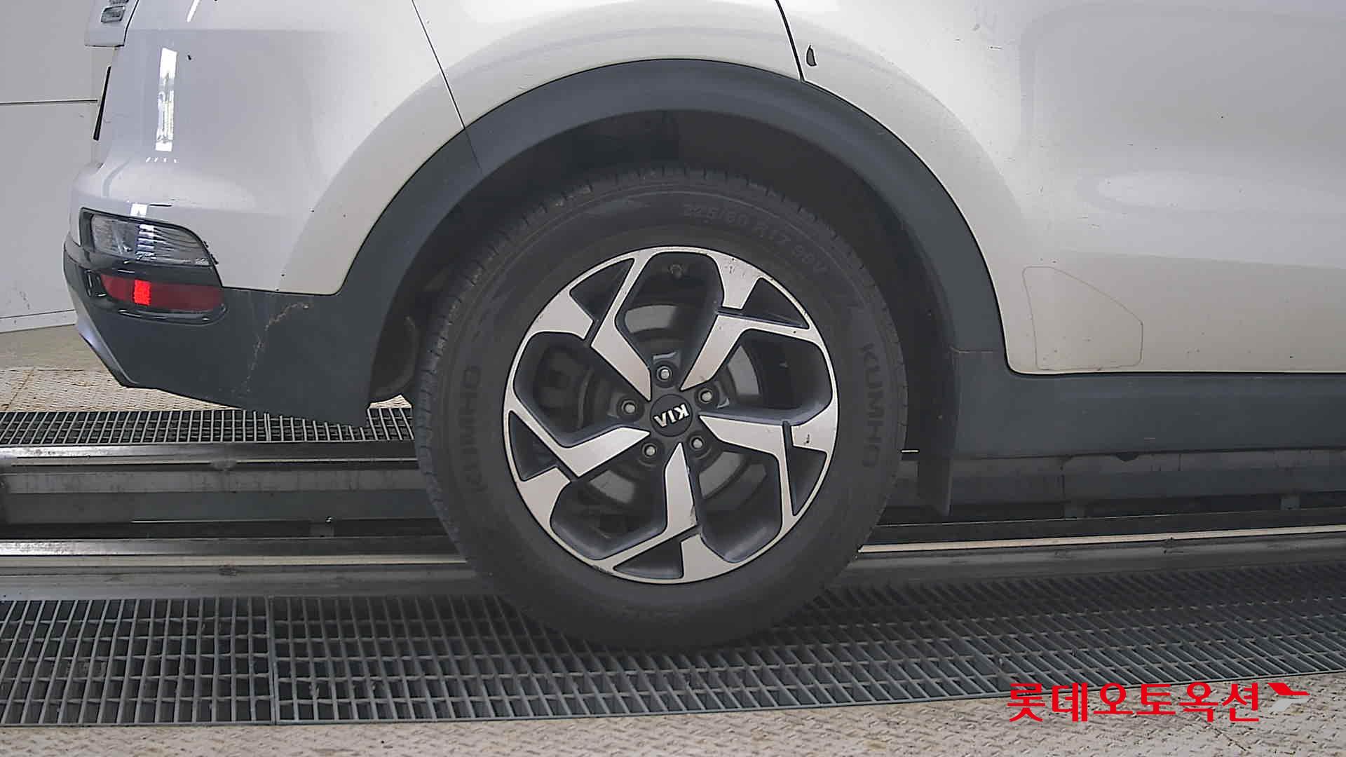 Kia Sportage - 28