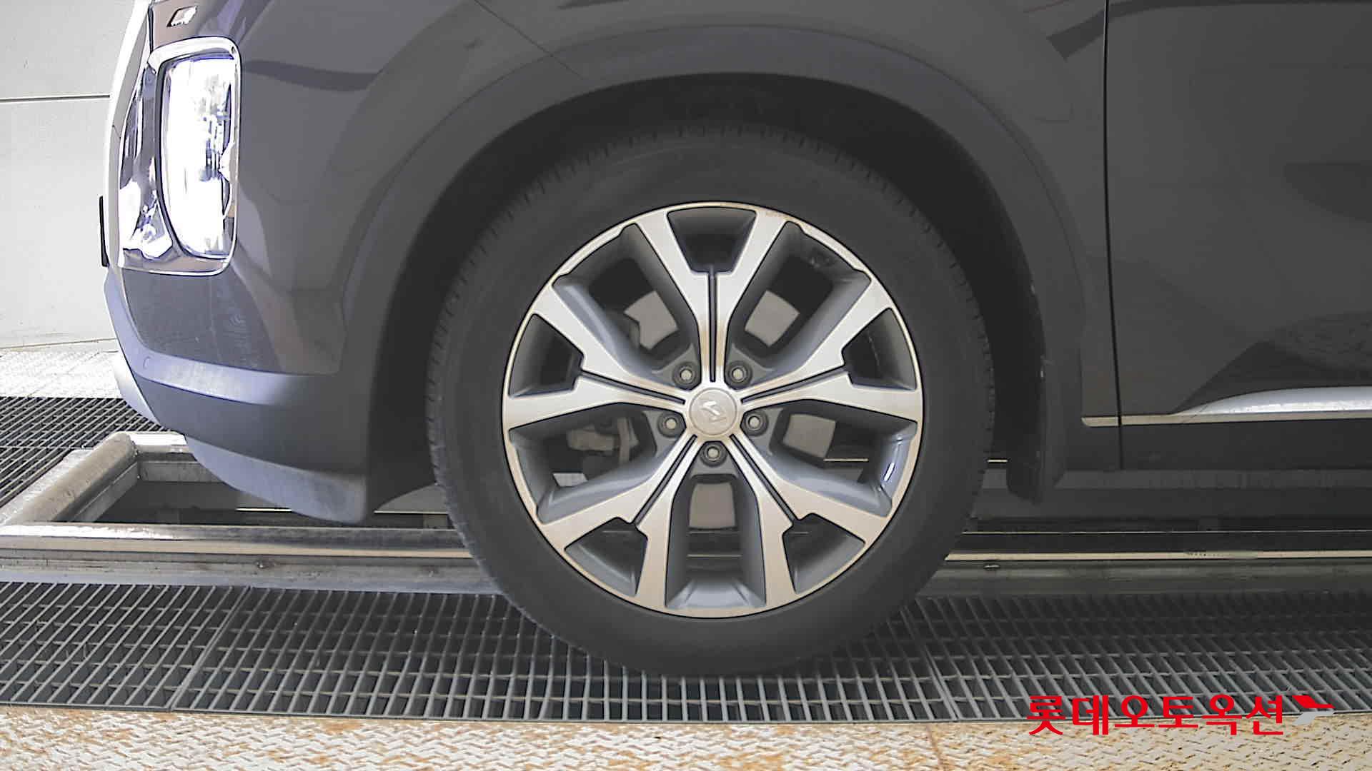 Hyundai Palisade - 25
