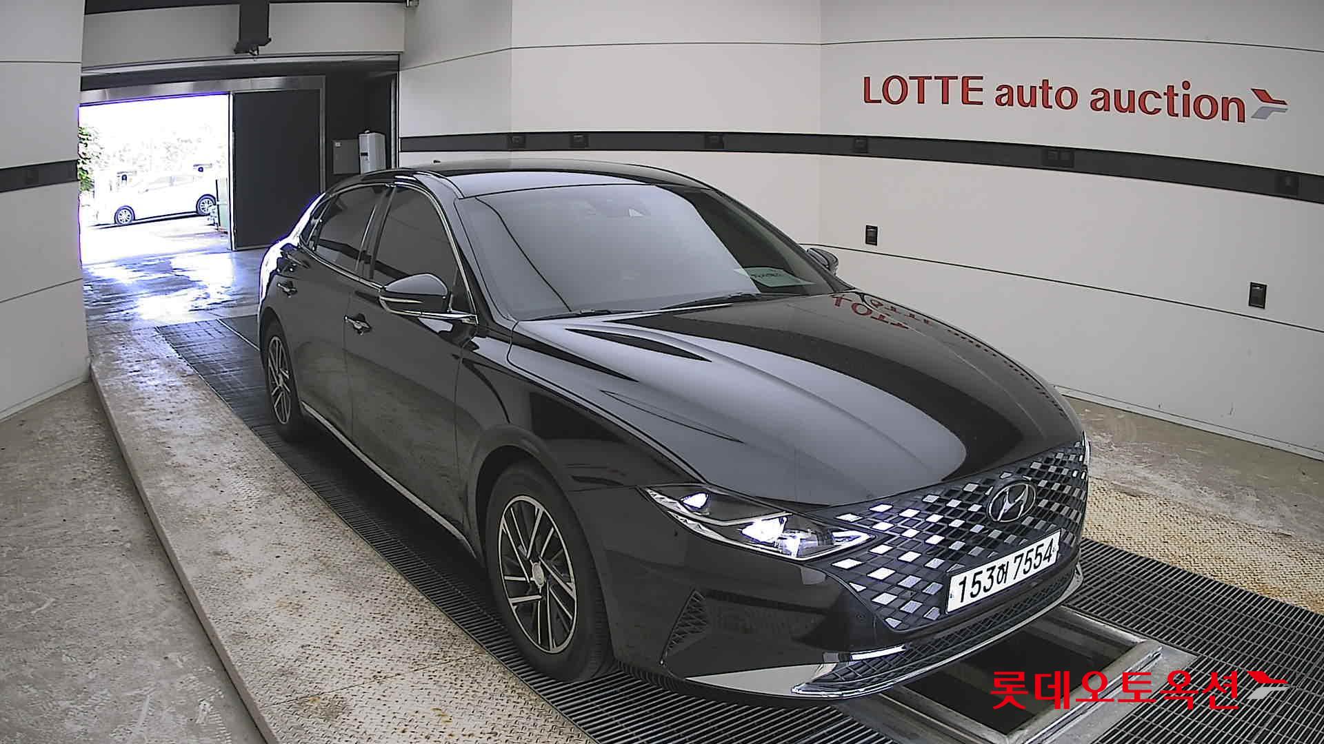 Hyundai Grandeur - 6