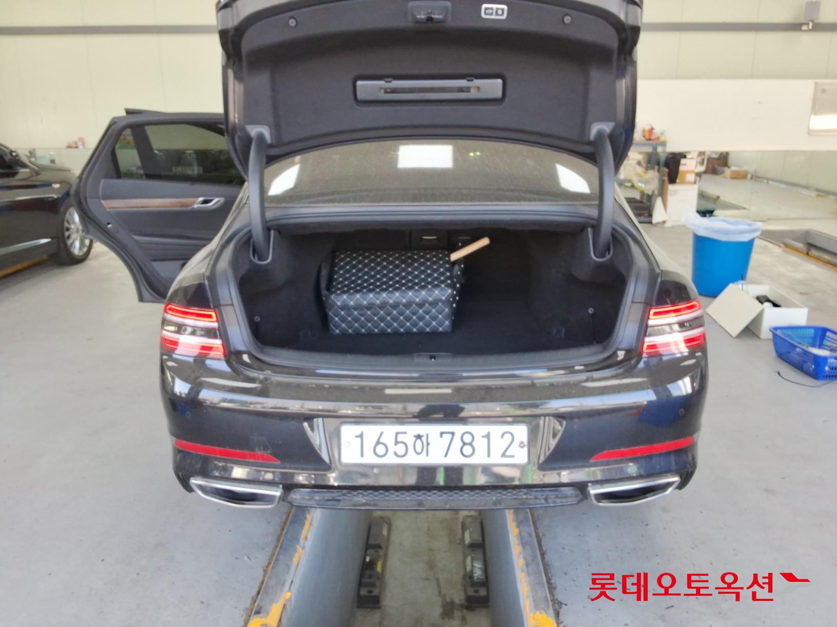 Genesis G80 - 9