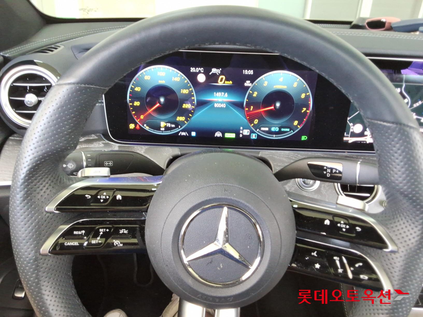 Mercedes-Benz E-Class - 30