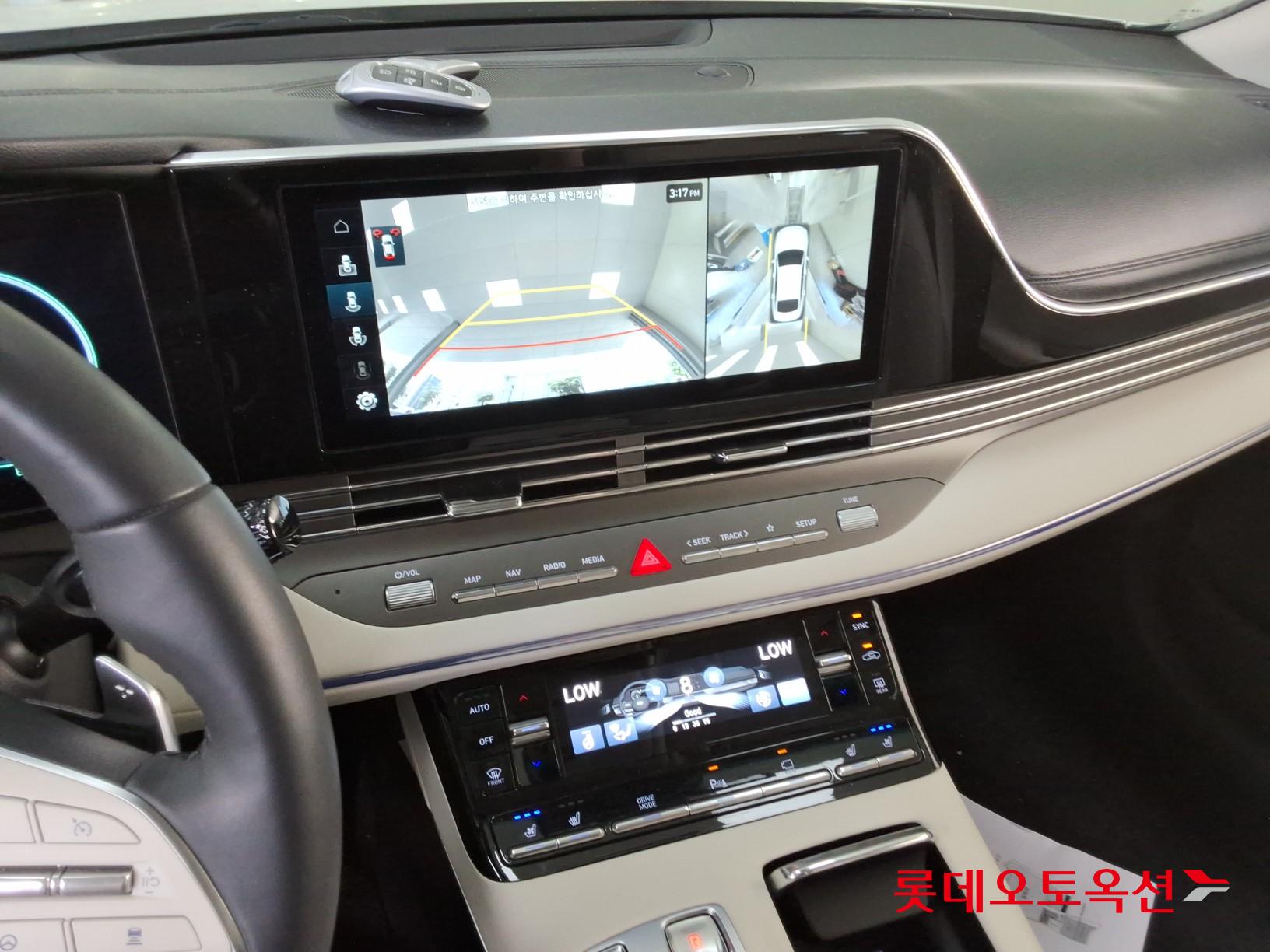 Hyundai Grandeur - 33
