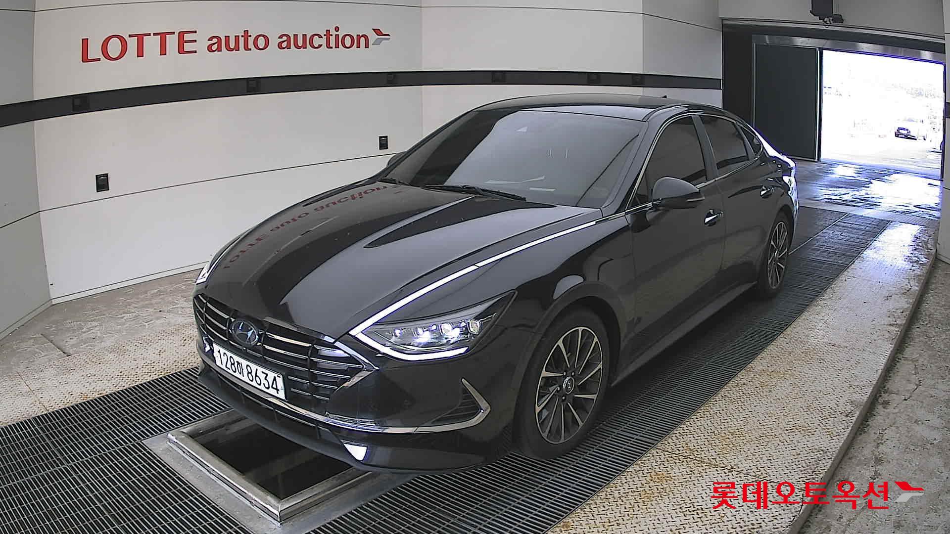 Hyundai Sonata - 3