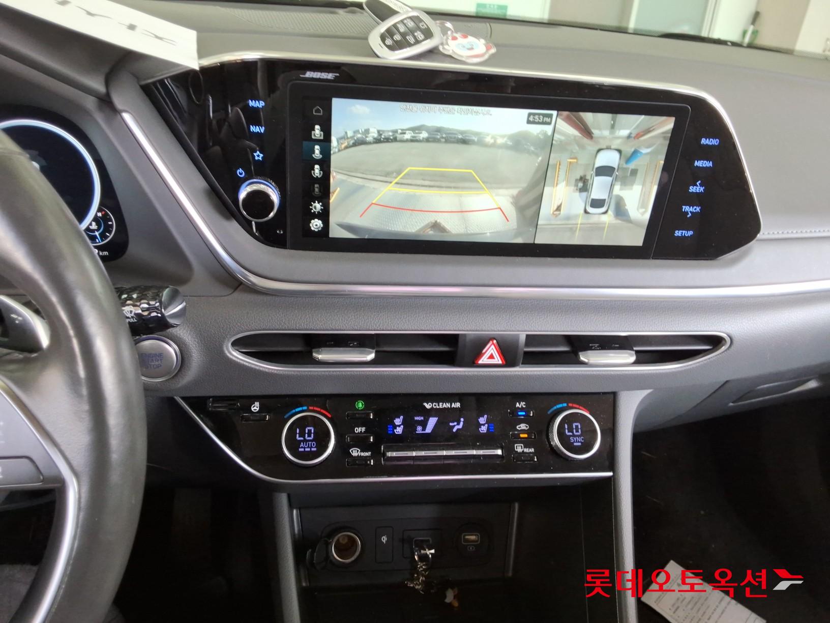 Hyundai Sonata - 33