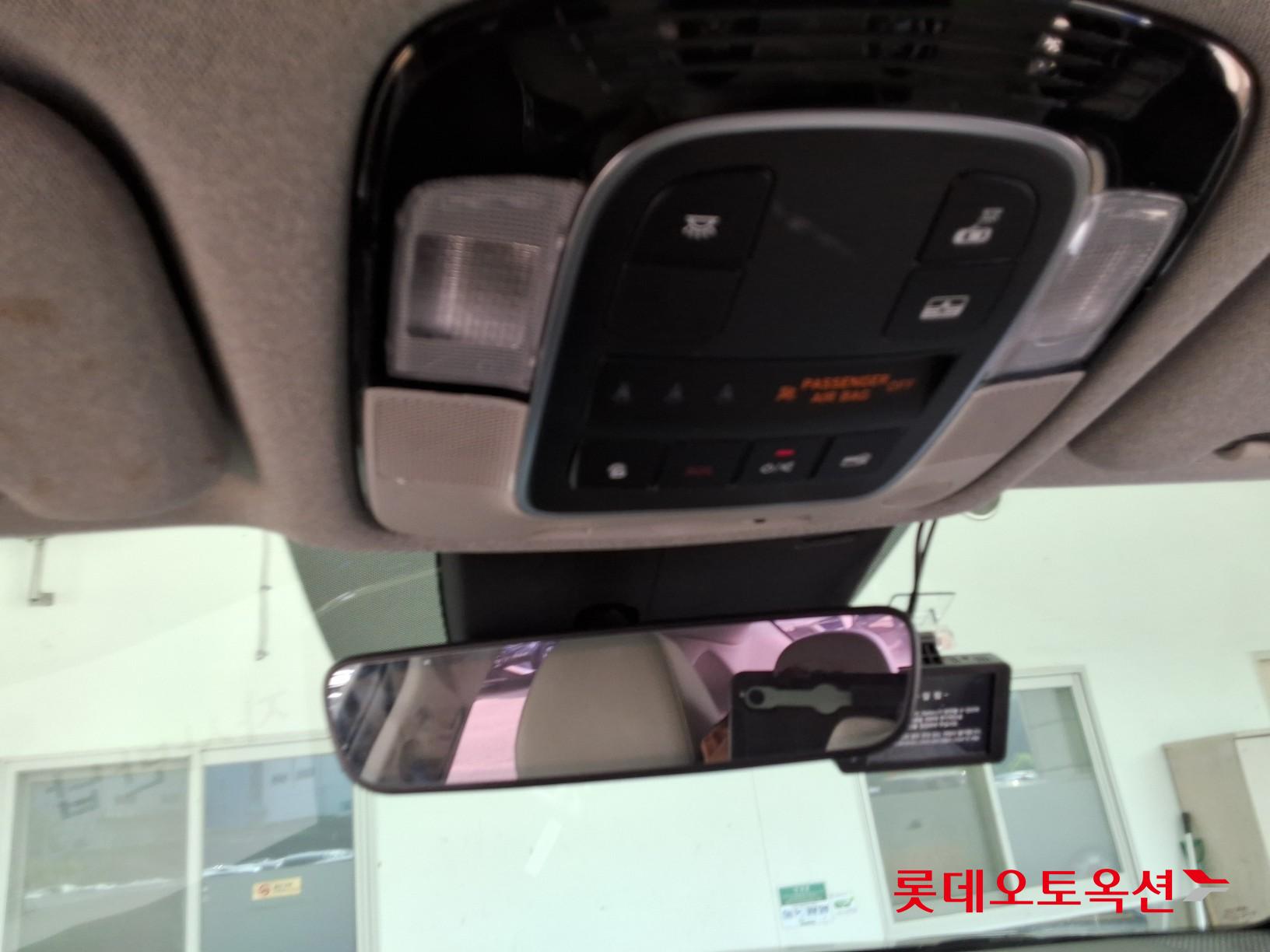 Hyundai Sonata - 35