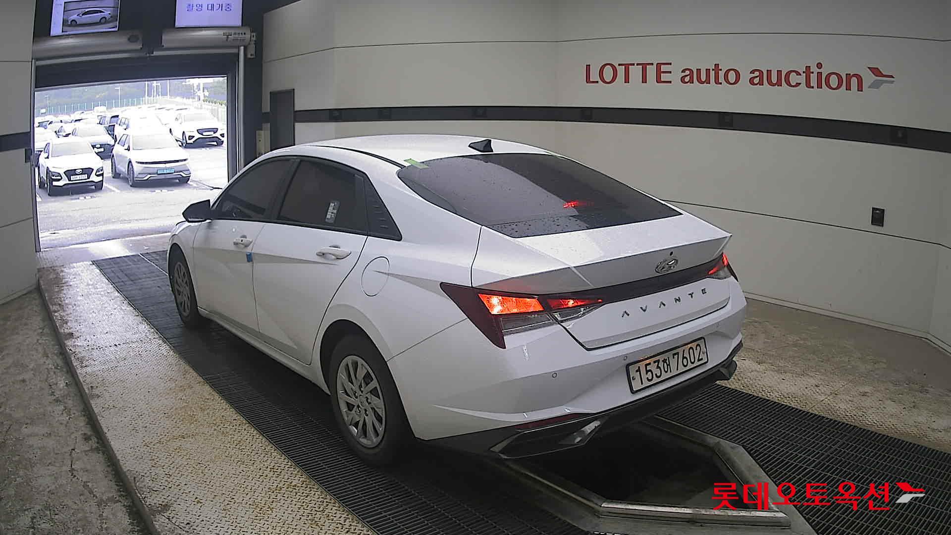 2021 - hyundai avante
