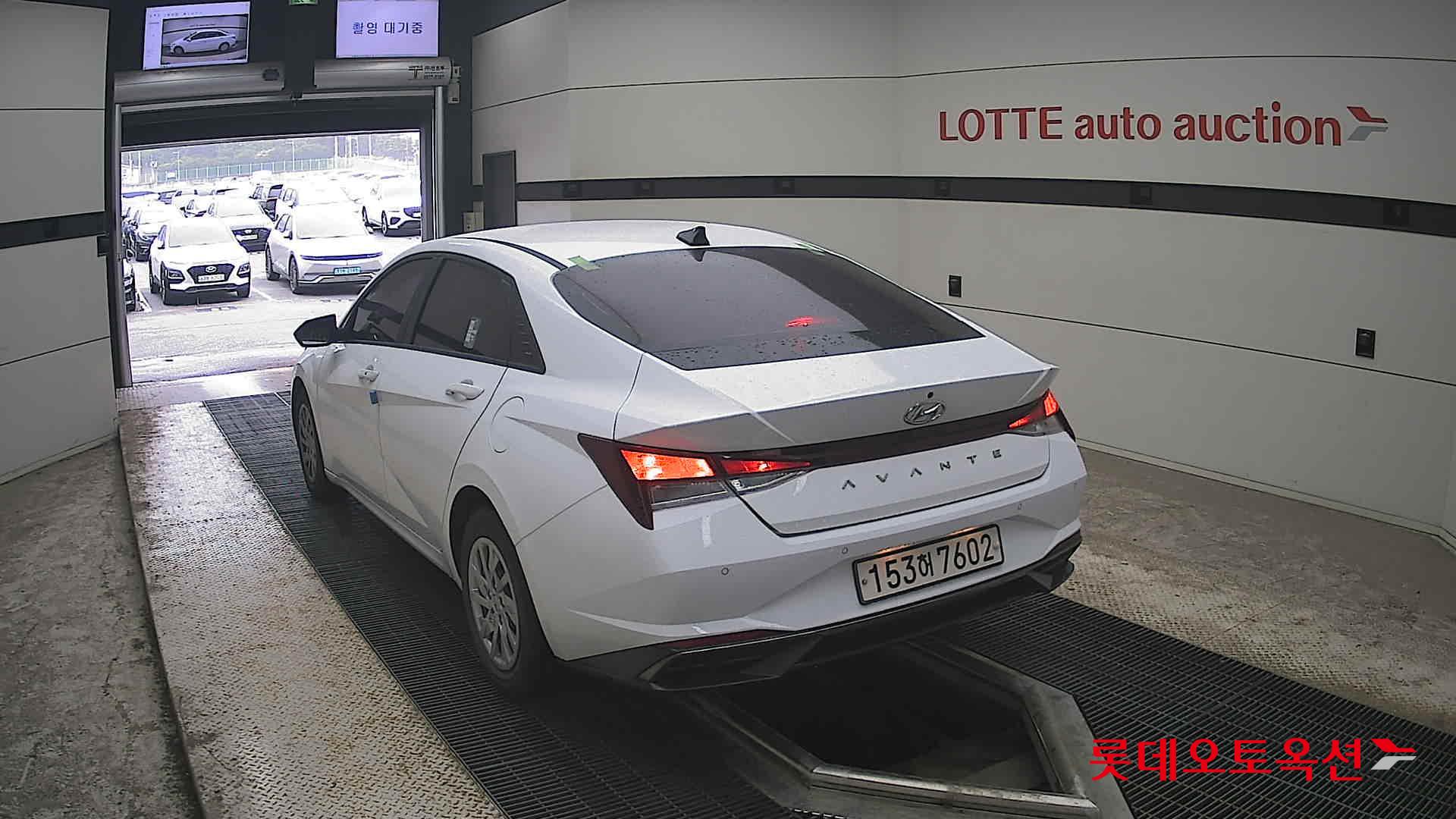 2021 - hyundai avante