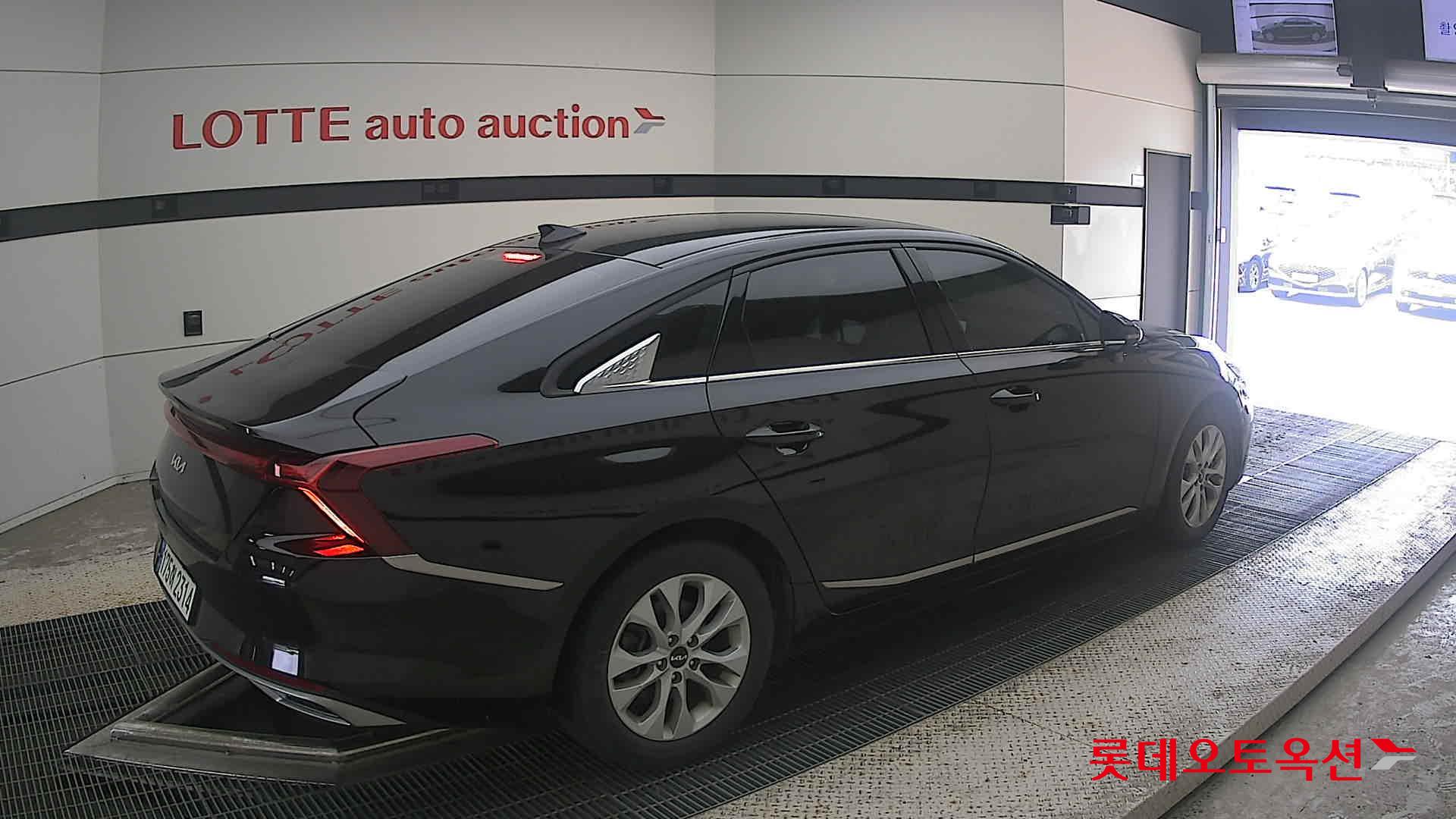 2023 - kia k8