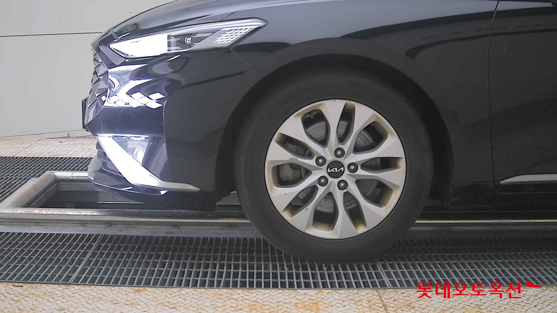 2023 - kia k8