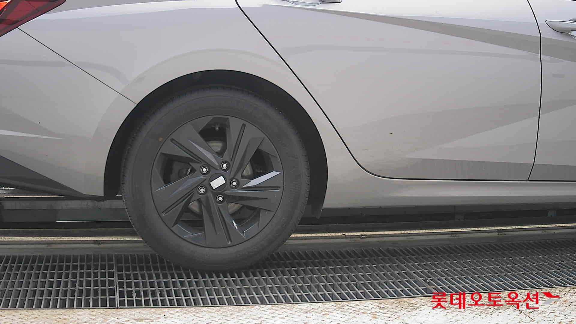 2023 - hyundai avante