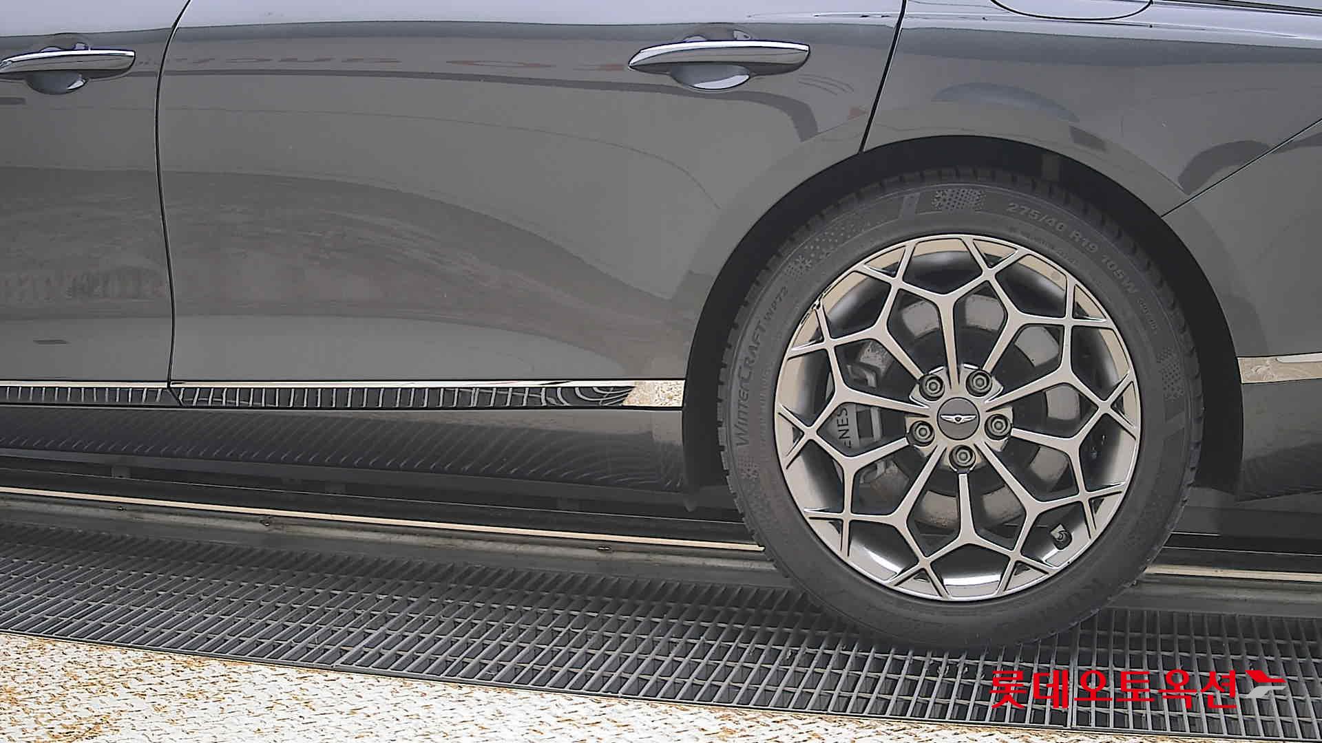 2023 - genesis g80