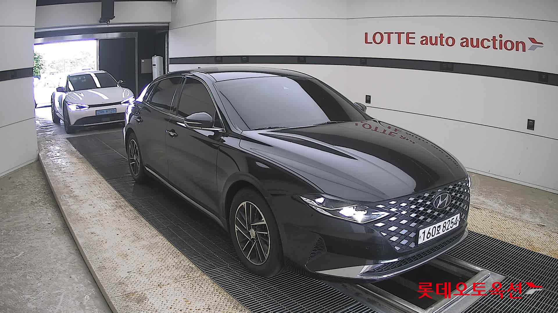 2022 - hyundai grandeur