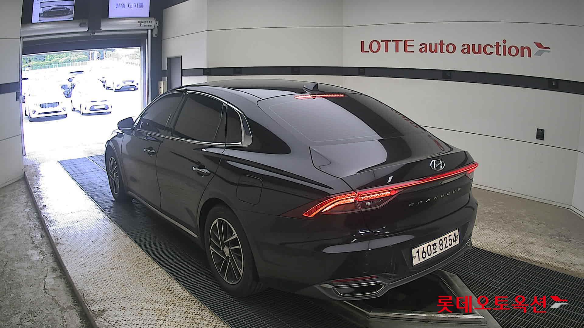 2022 - hyundai grandeur