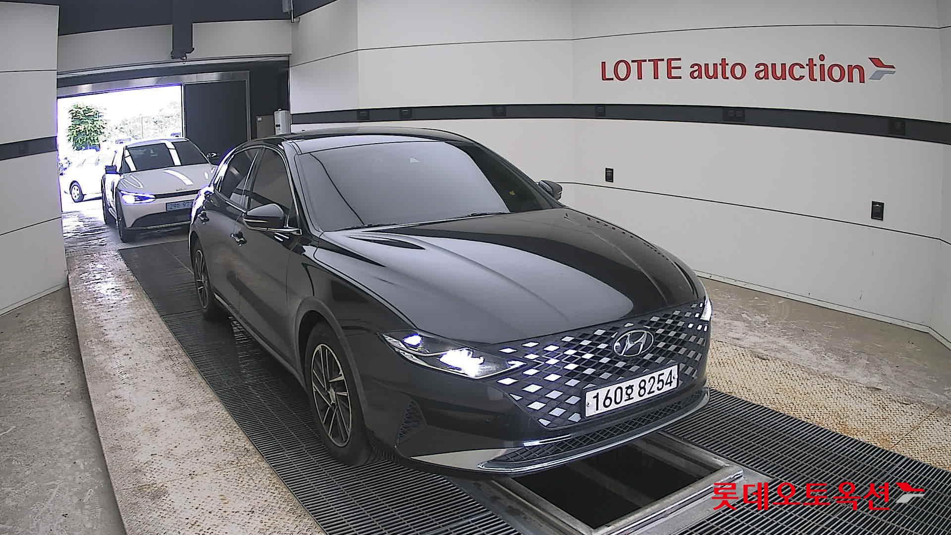 2022 - hyundai grandeur