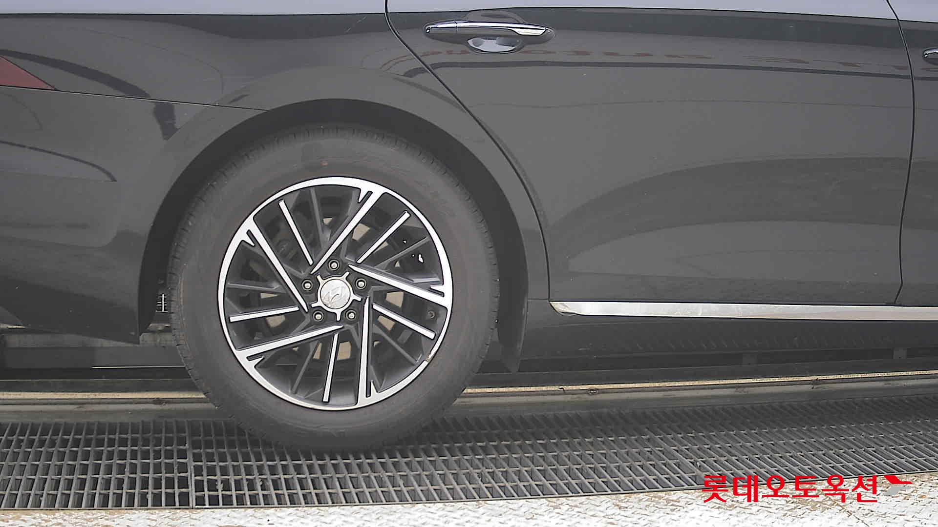 2022 - hyundai grandeur