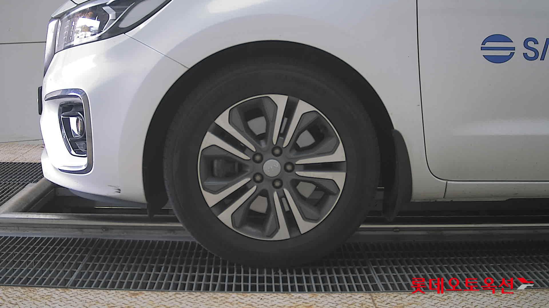 2020 - kia carnival