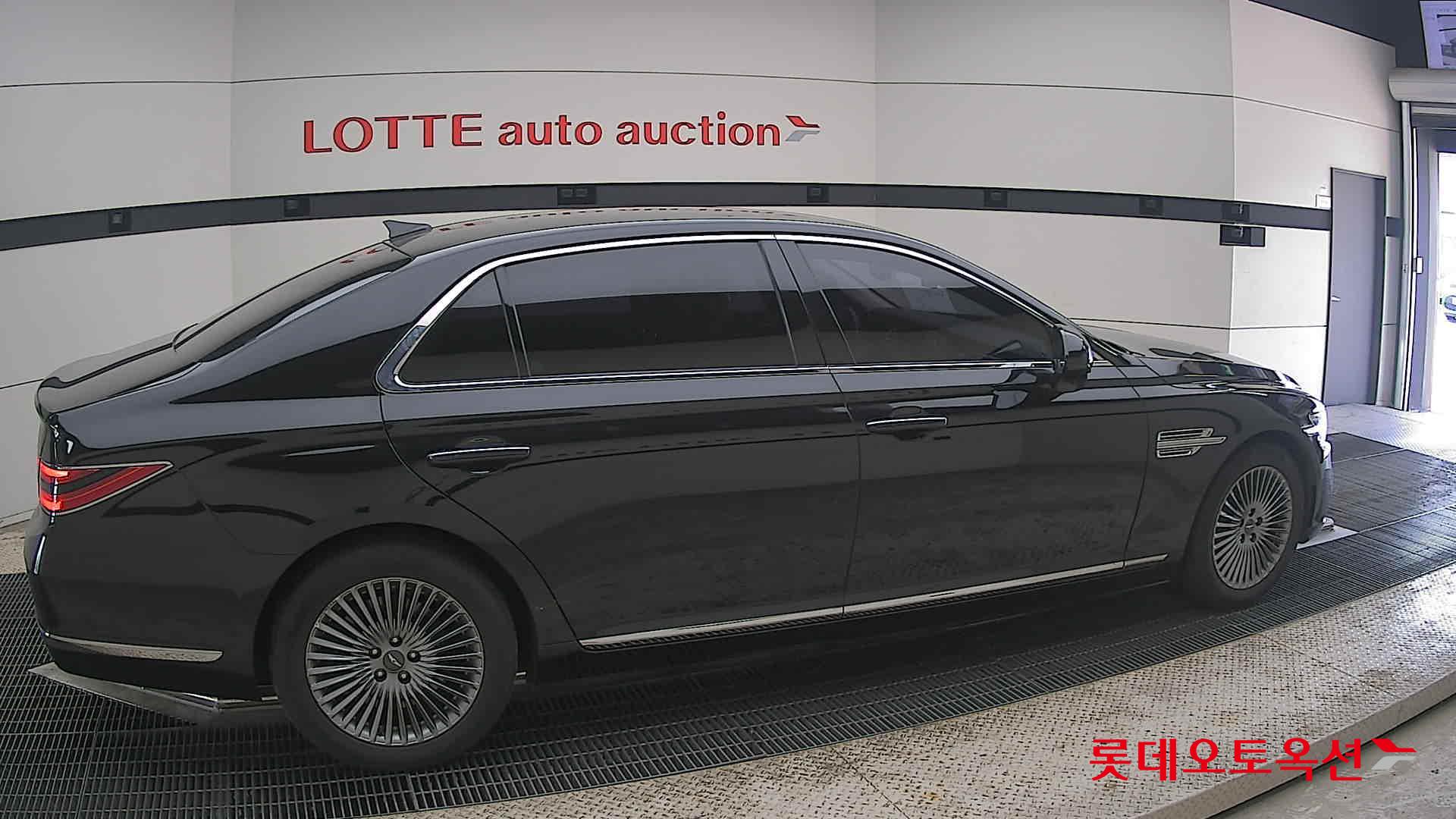 2020 - genesis g90