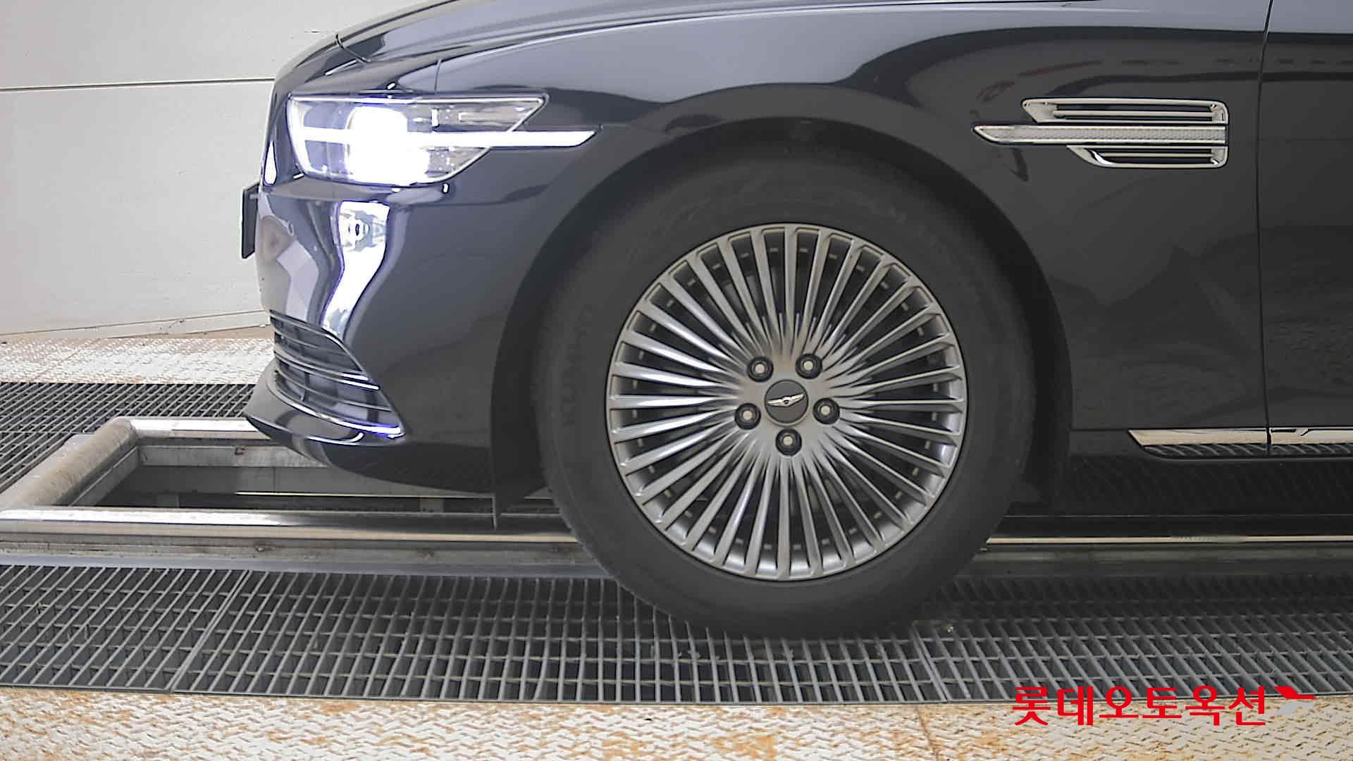 2020 - genesis g90