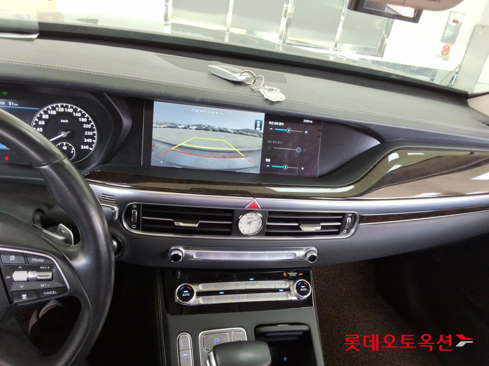 2020 - genesis g90
