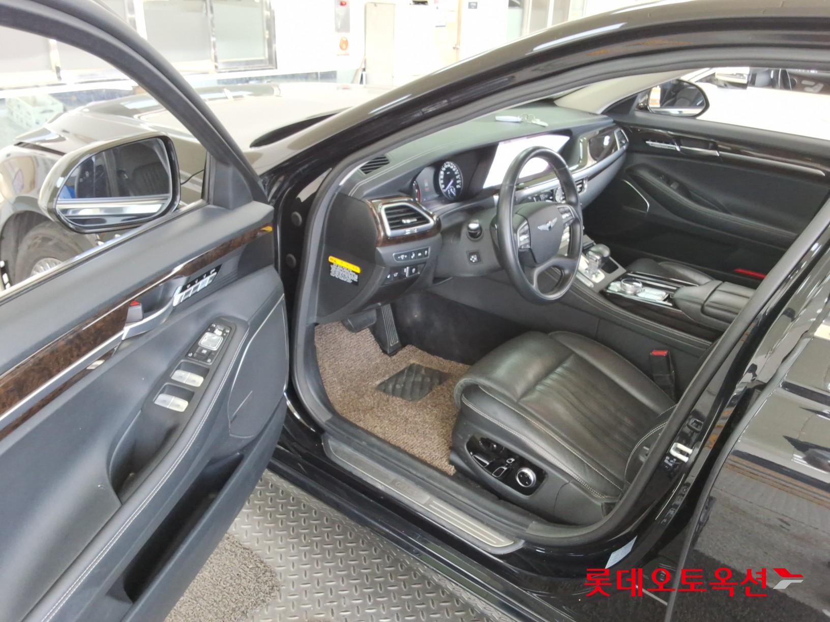 2020 - genesis g90