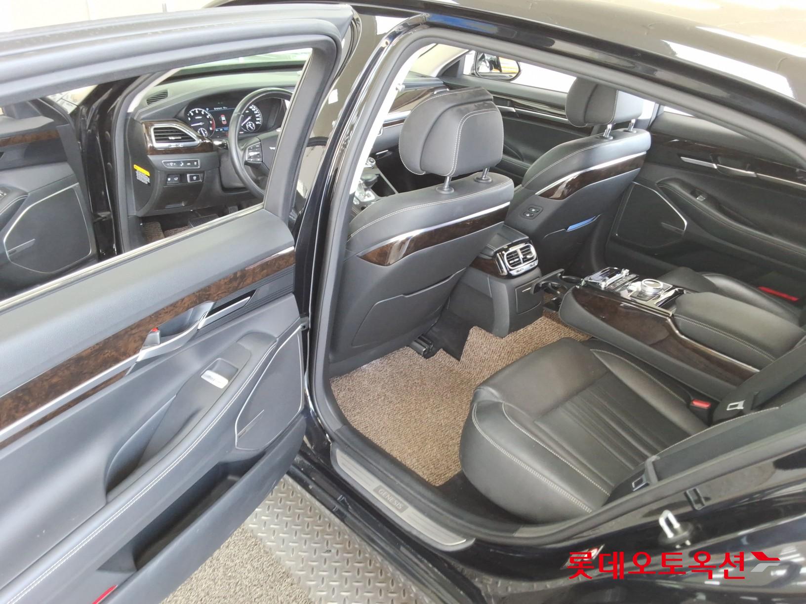 2020 - genesis g90