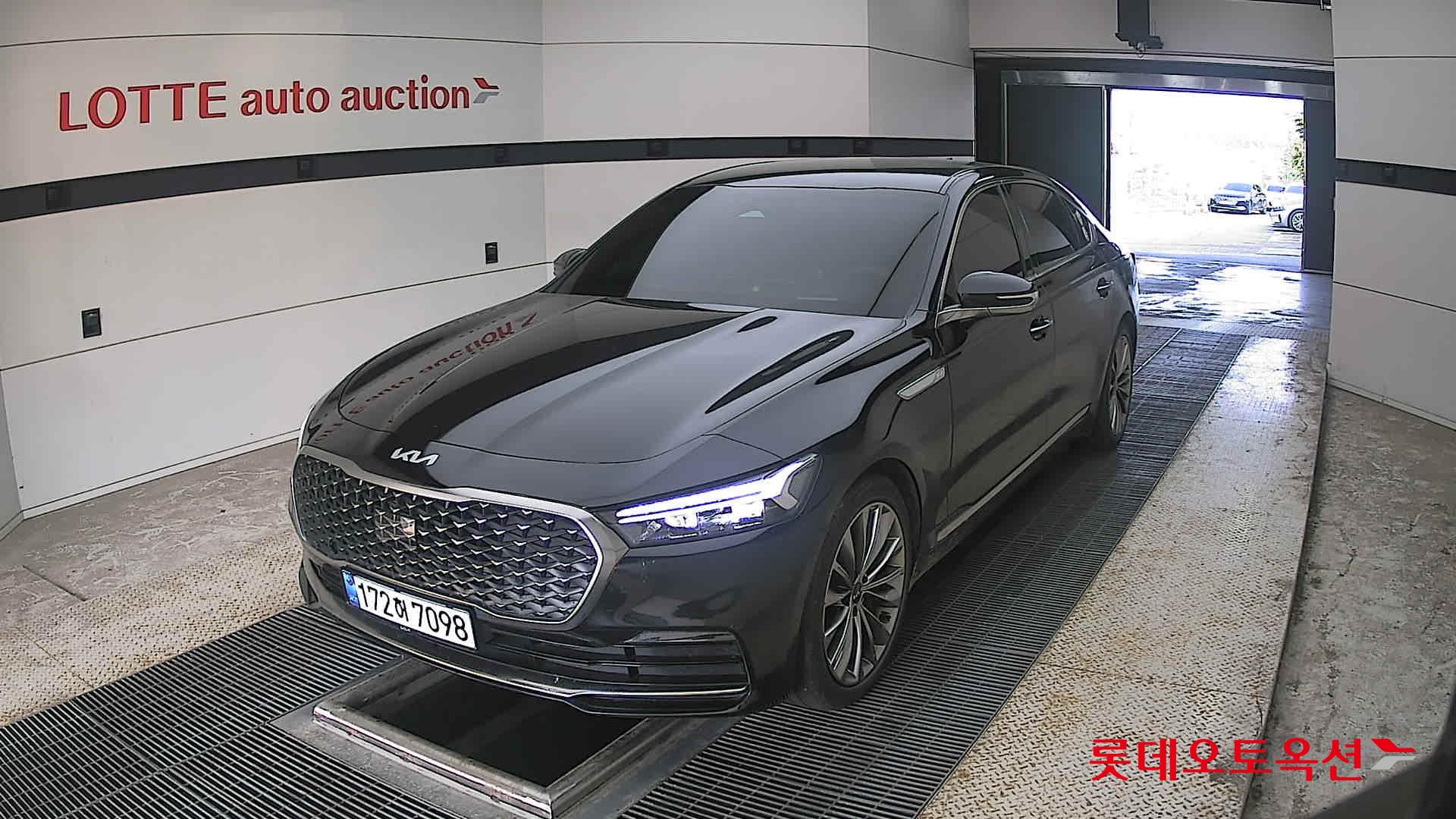 2023 - kia k9