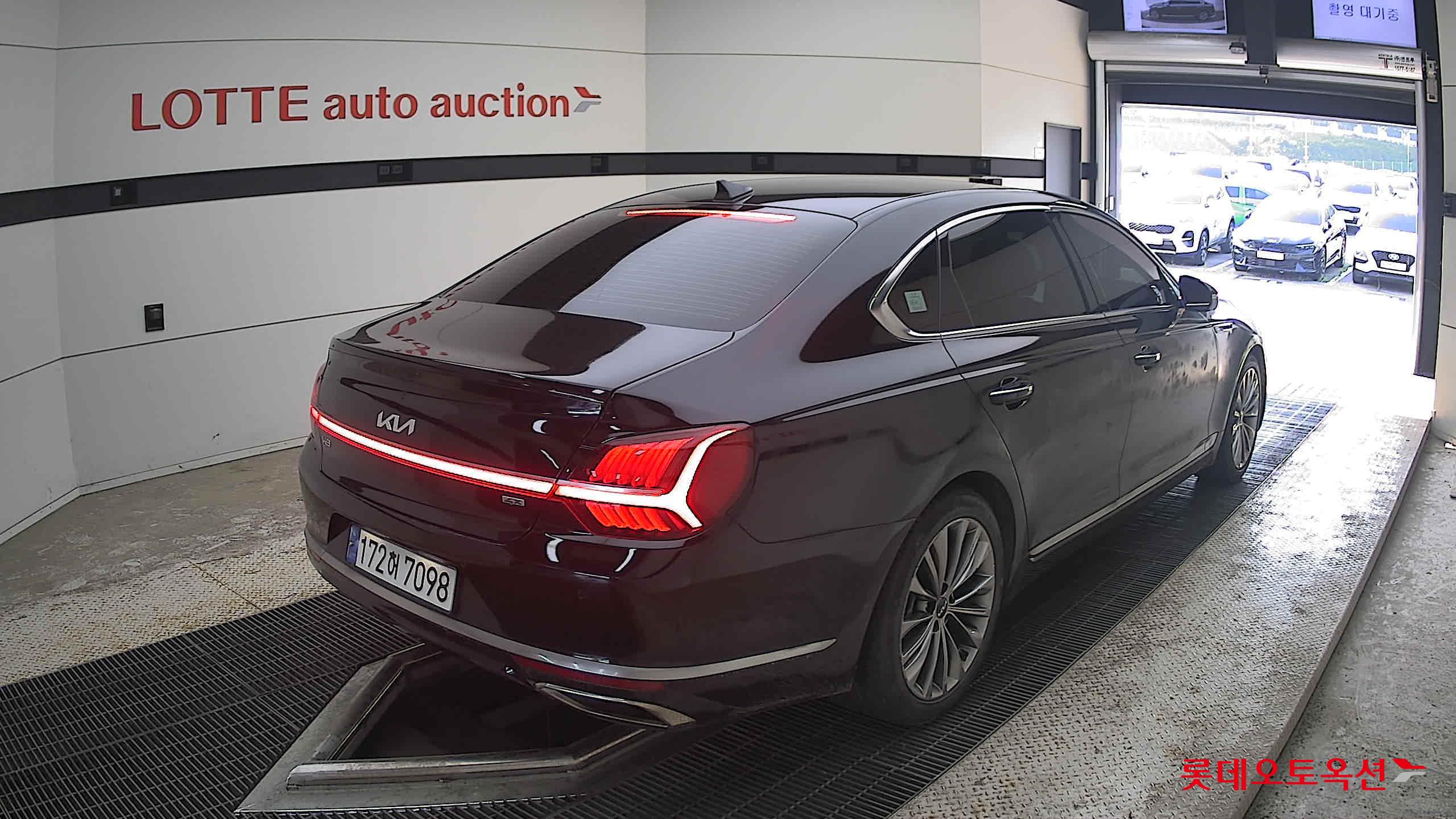 2023 - kia k9