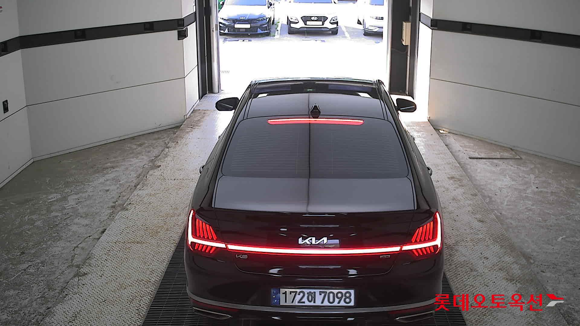 2023 - kia k9