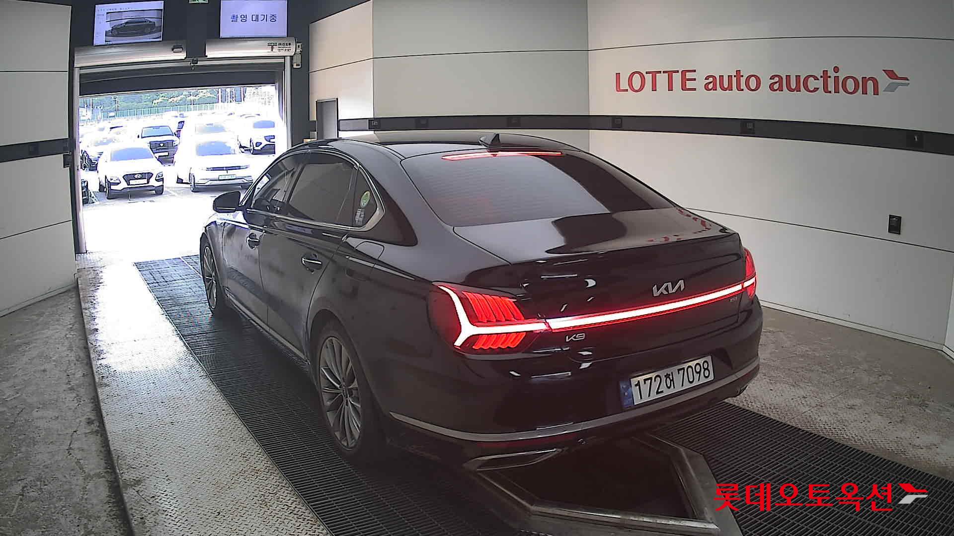 2023 - kia k9