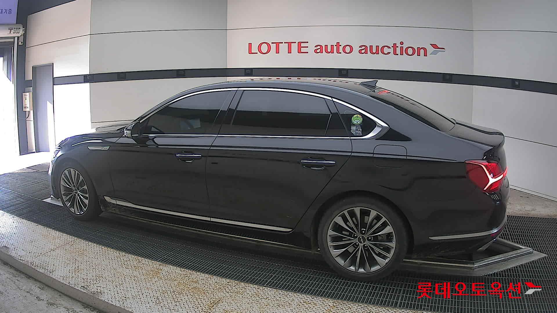 2023 - kia k9