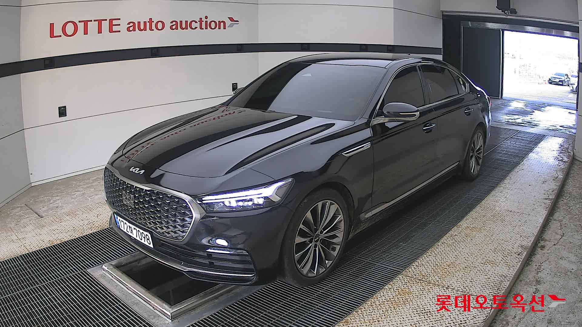 2023 - kia k9