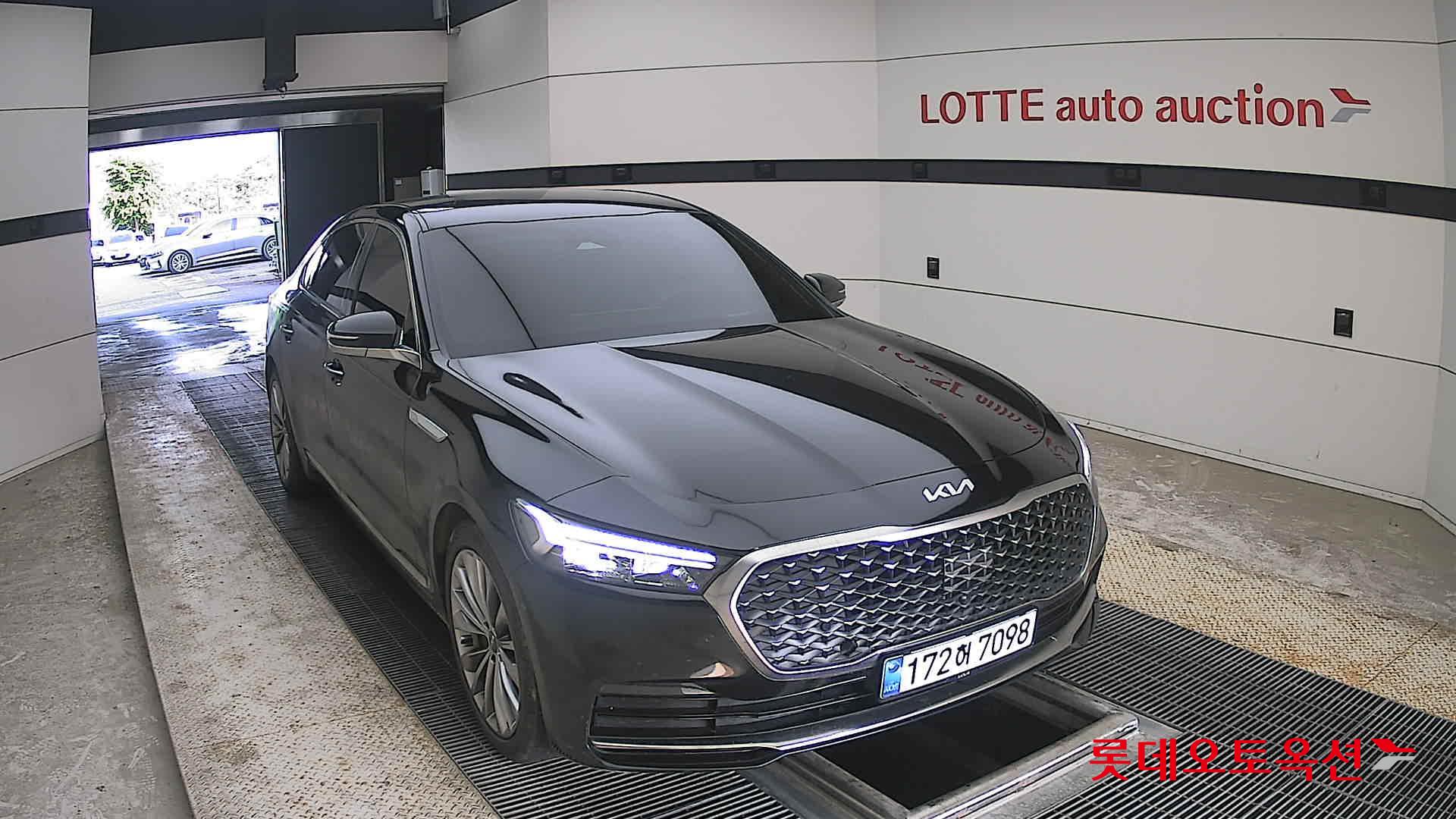 2023 - kia k9