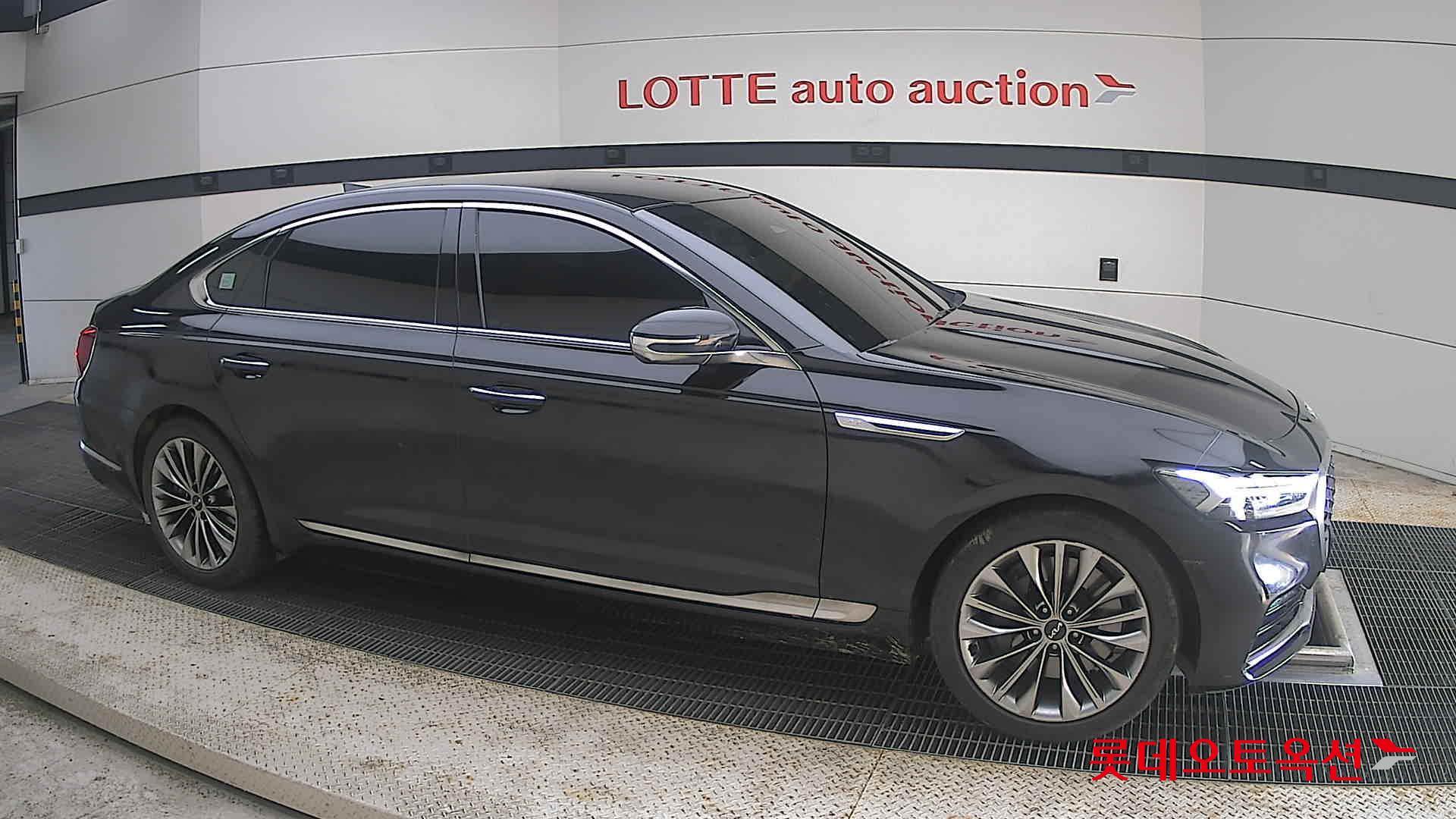 2023 - kia k9