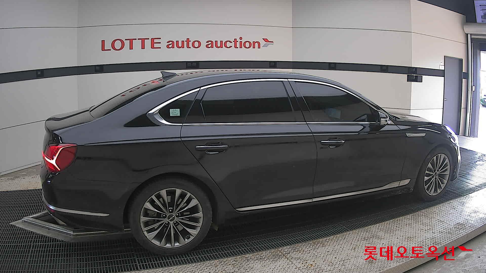 2023 - kia k9