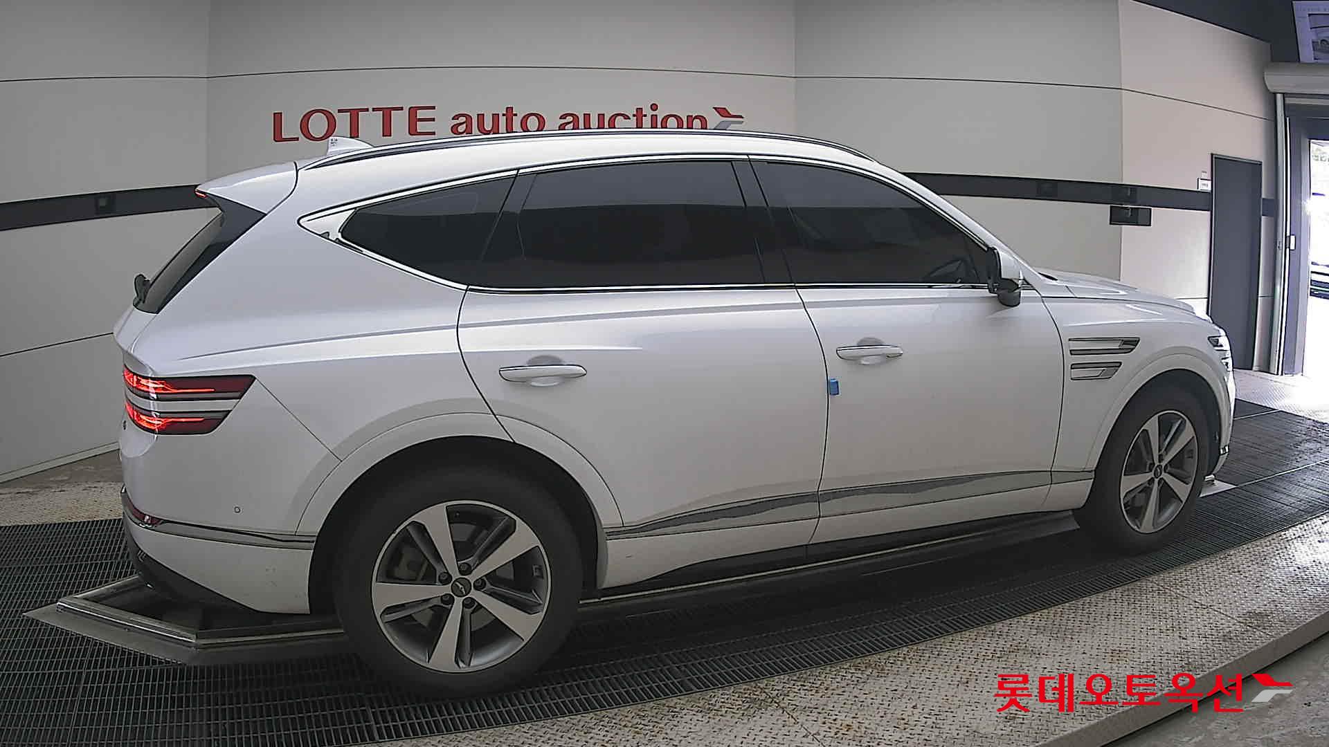 2020 - genesis gv80