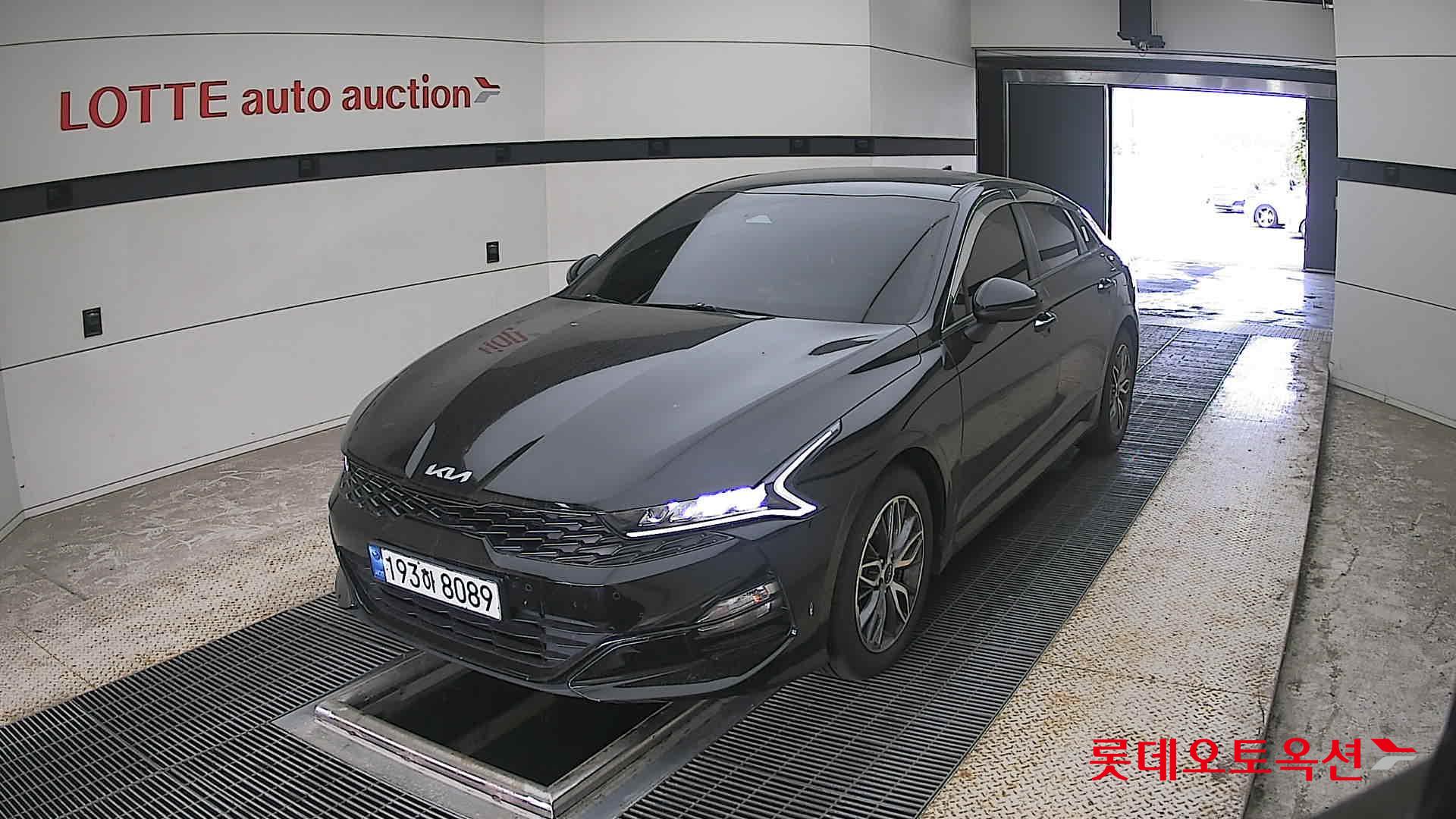 2022 - kia k5