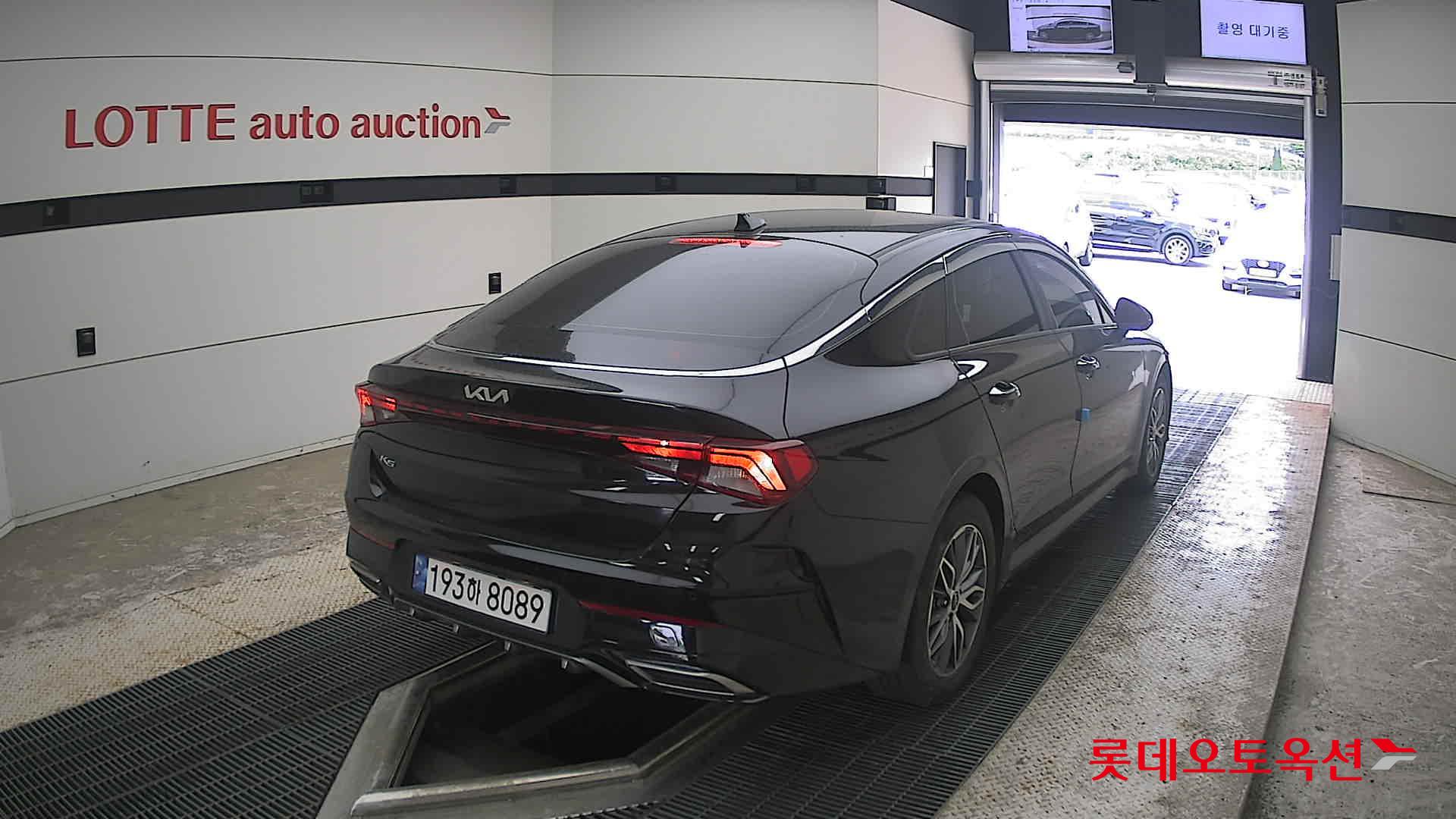 2022 - kia k5