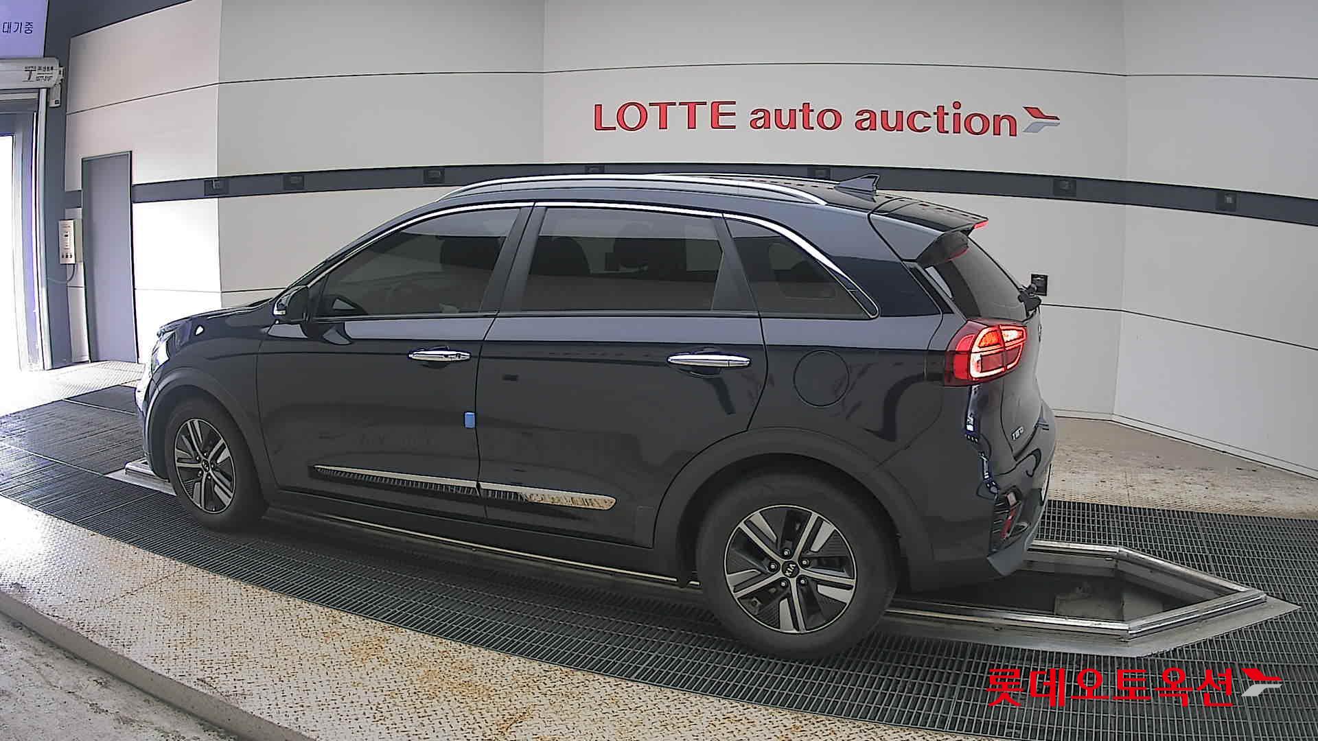 2020 - kia niro