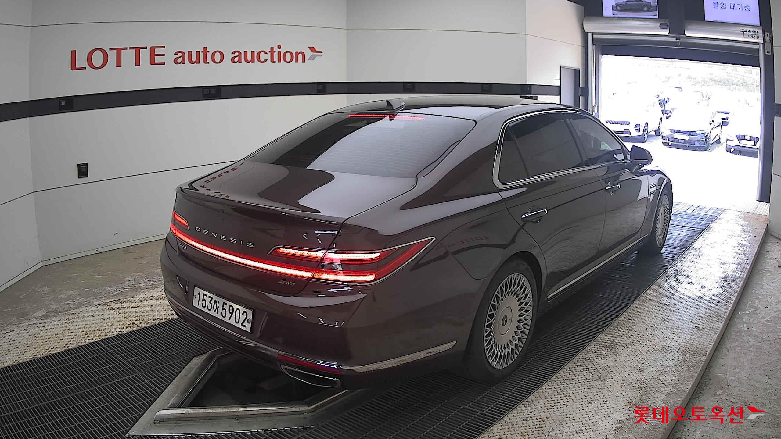 2021 - genesis g90