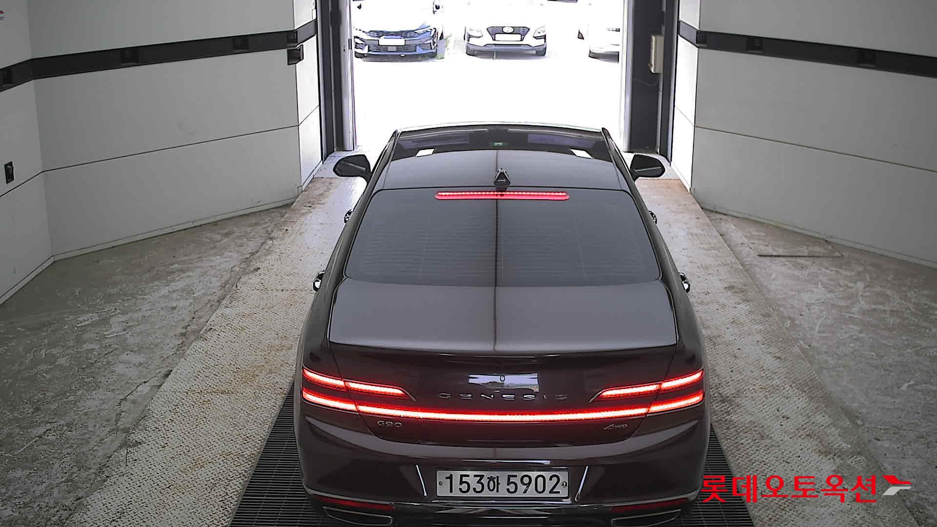2021 - genesis g90
