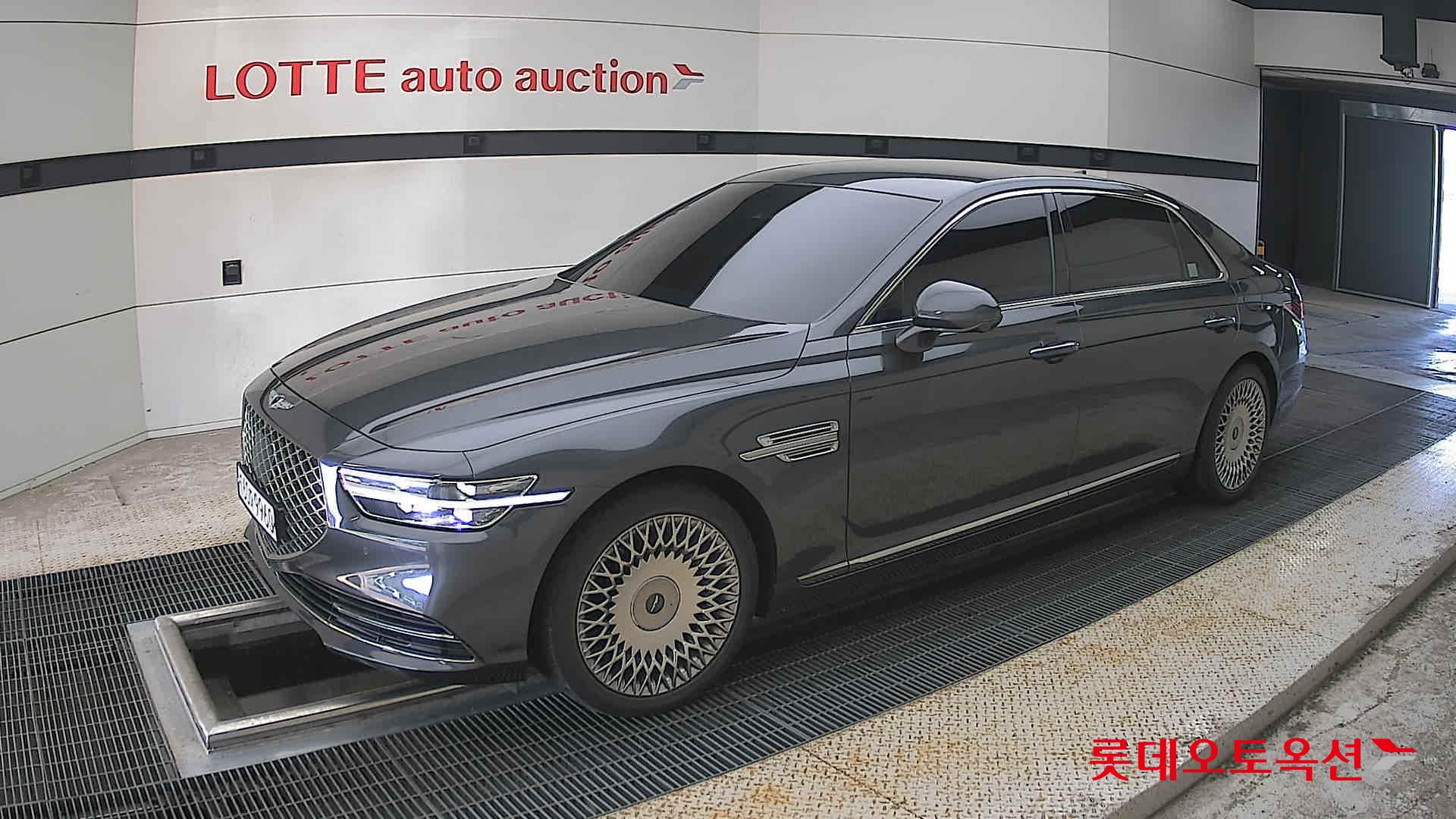2021 - genesis g90