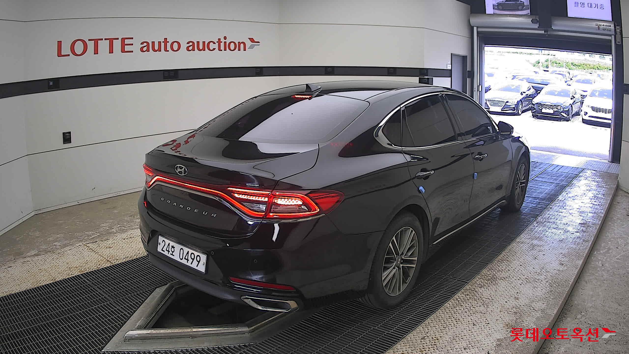 2019 - hyundai grandeur
