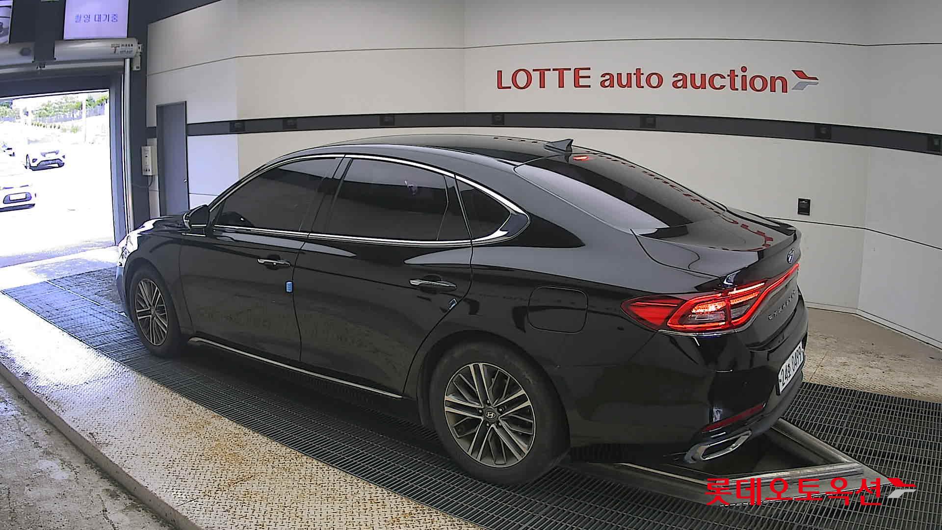 2019 - hyundai grandeur