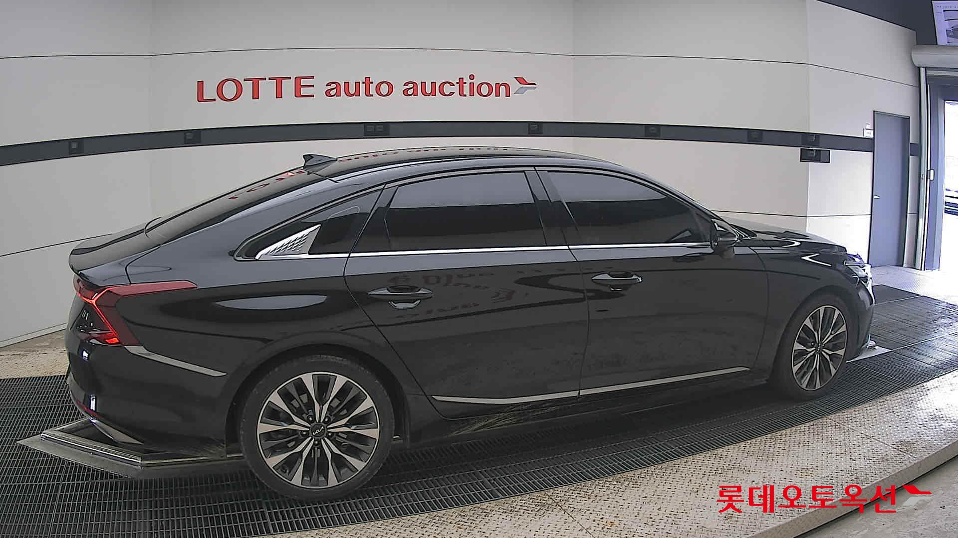 2023 - kia k8