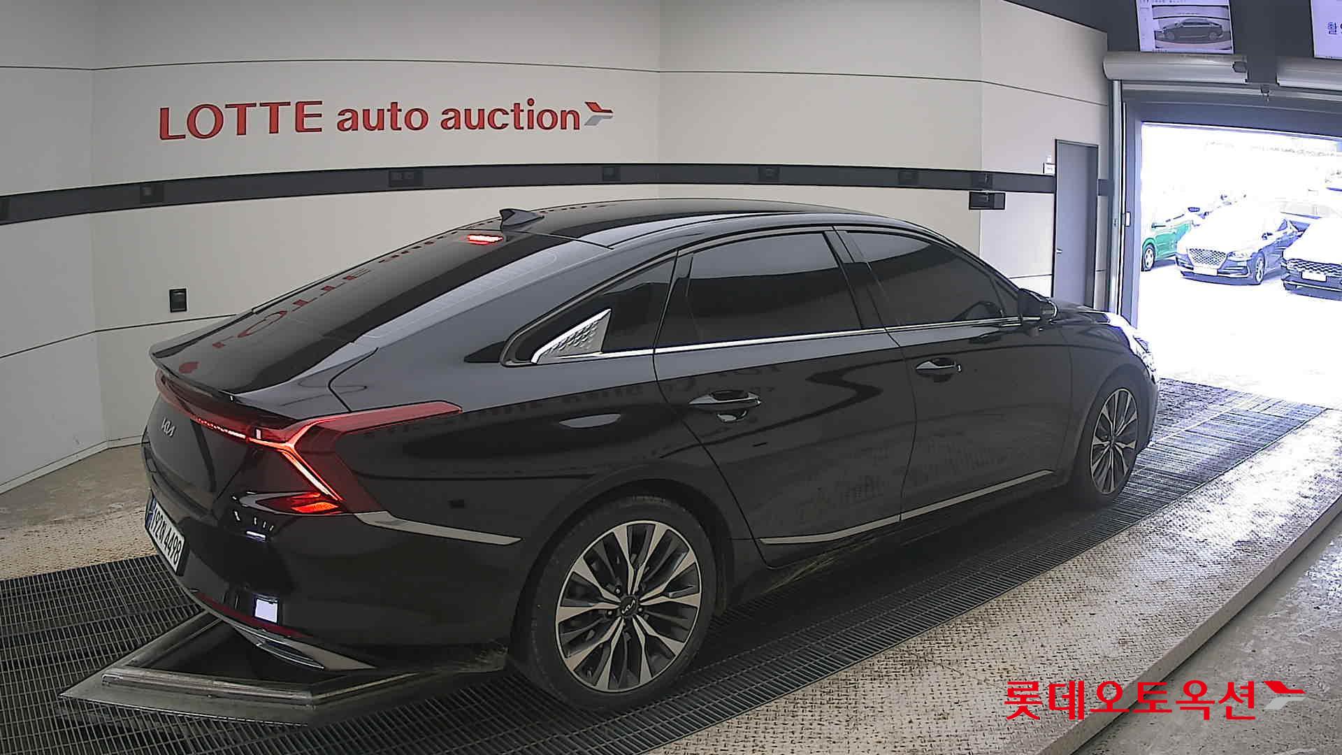 2023 - kia k8
