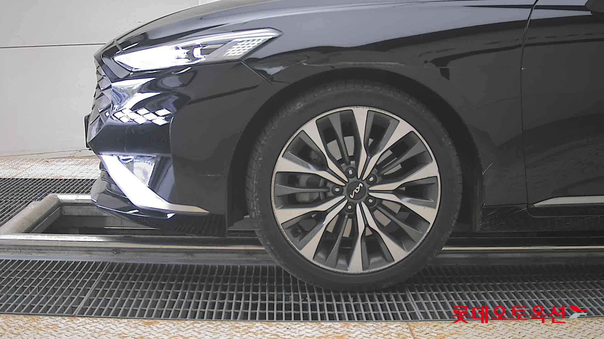 2023 - kia k8
