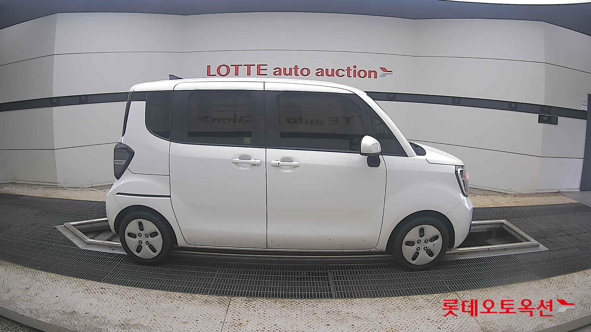 2023 - kia ray
