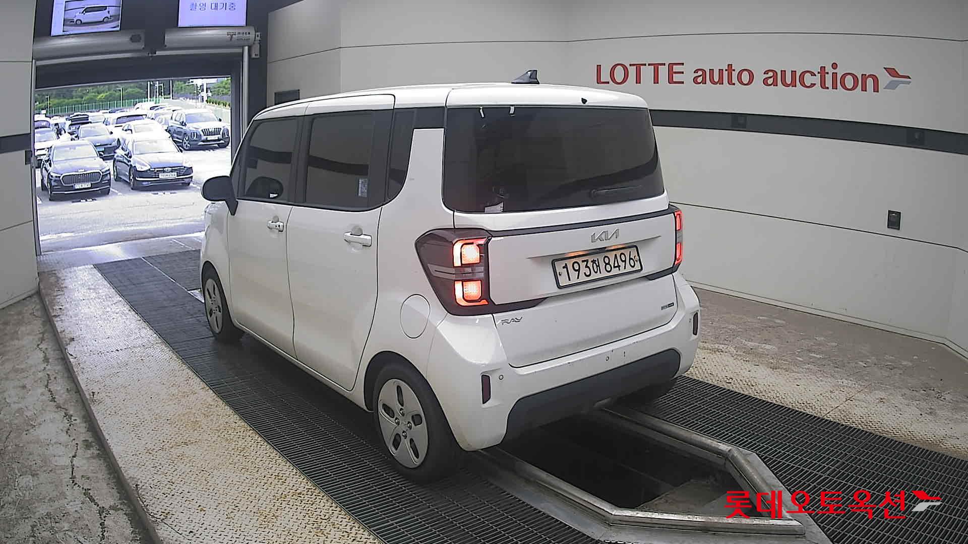 2023 - kia ray