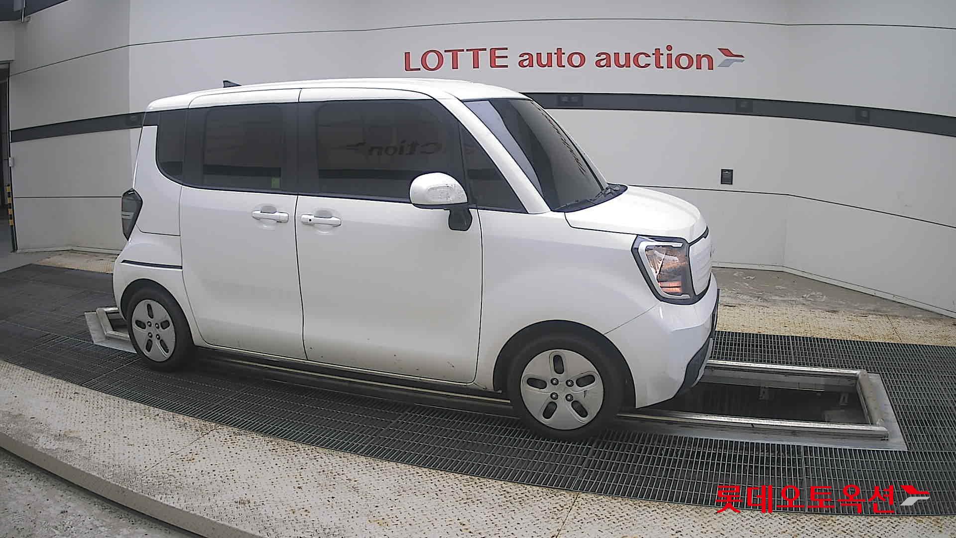 2023 - kia ray