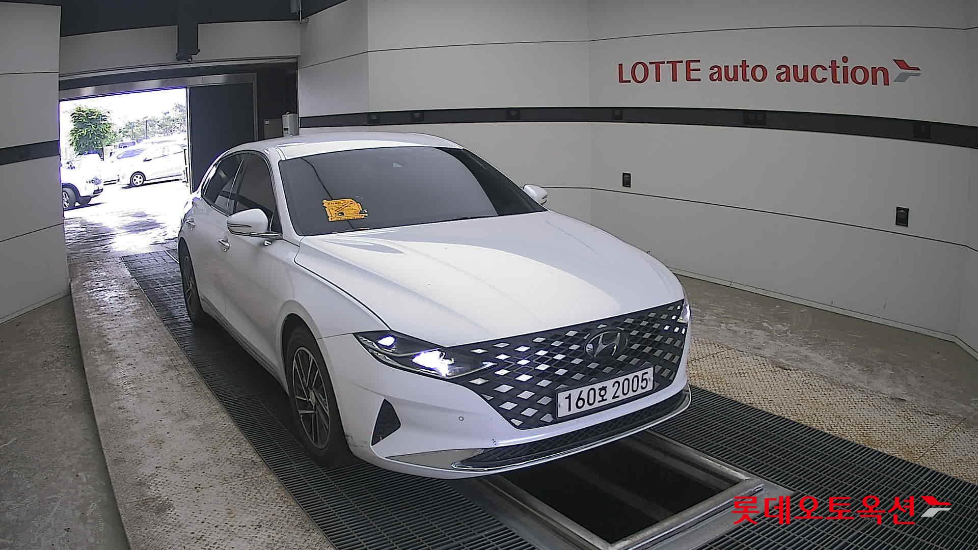 2021 - hyundai grandeur